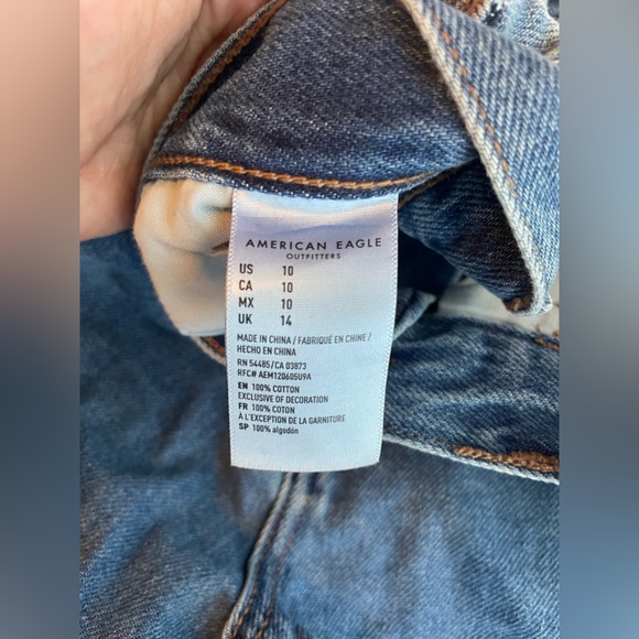 American Eagle High Waisted Mom Shorts - Picture 4 of 4